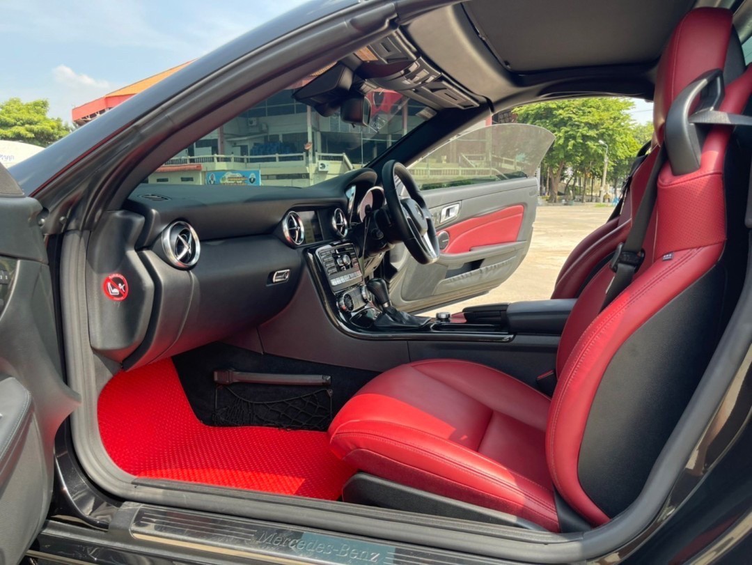 Benz SLK 200 AMG Roadster 2012