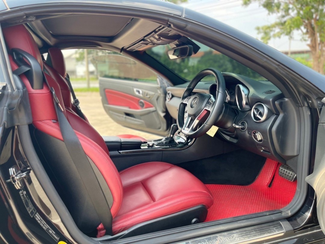 Benz SLK 200 AMG Roadster 2012