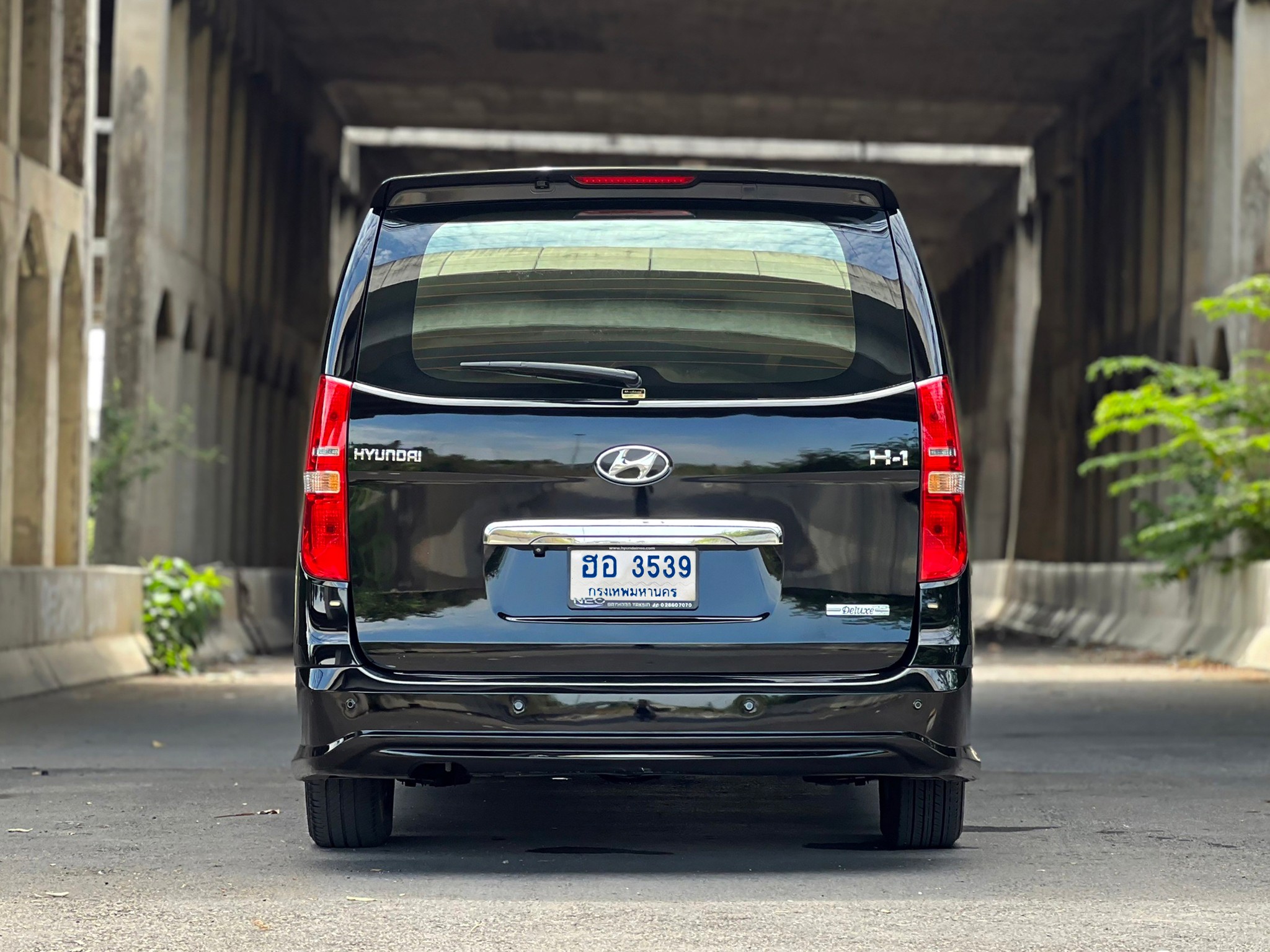 HYUNDAI H-1 ปี2018 แท้ 2.5 Deluxe AT รถสวย พร้อมใช้ ฟรีดาวน์ รถมือเดียว