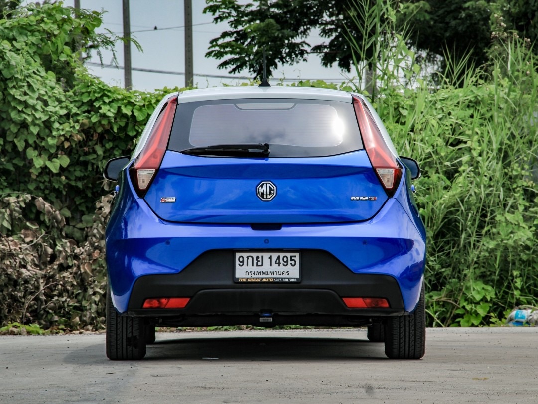 2020 MG MG3 สีน้ำเงิน