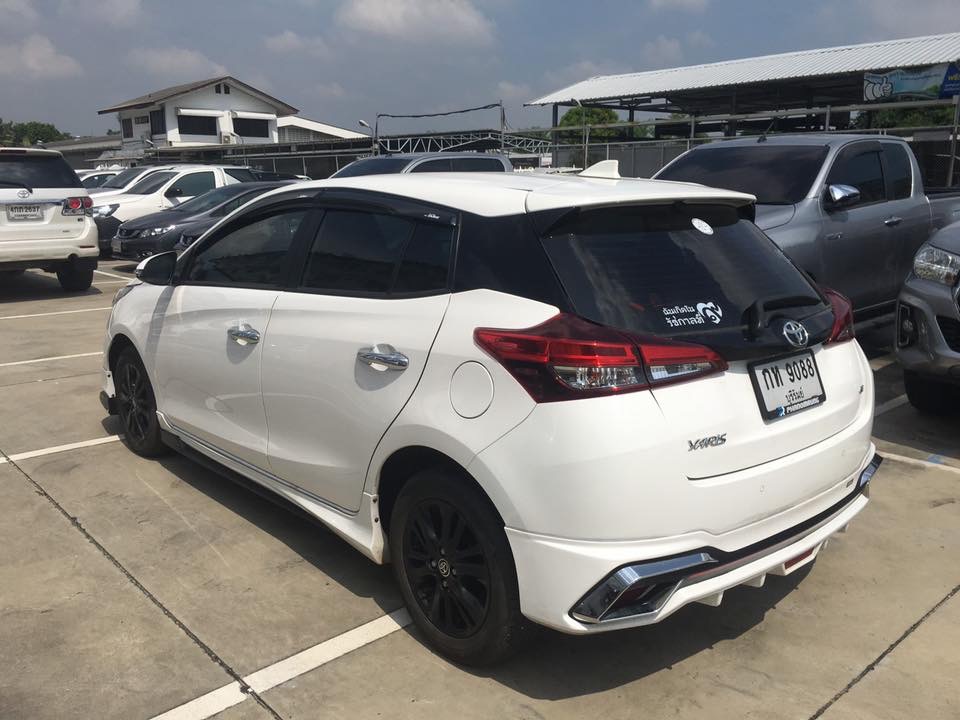 Toyota Yaris ปี 2018 สีขาว