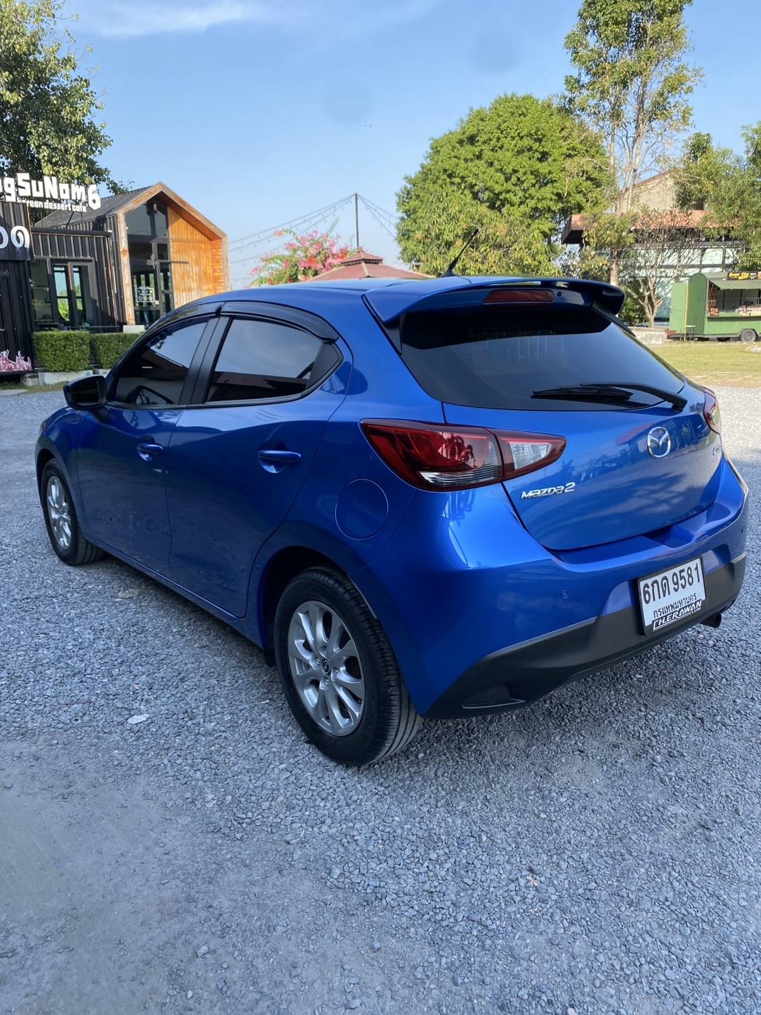 Mazda2 XD sedan 1.5 ดีเซล ไมลเเค่ 120,000 km เท่านั้น !!!! ปี2017