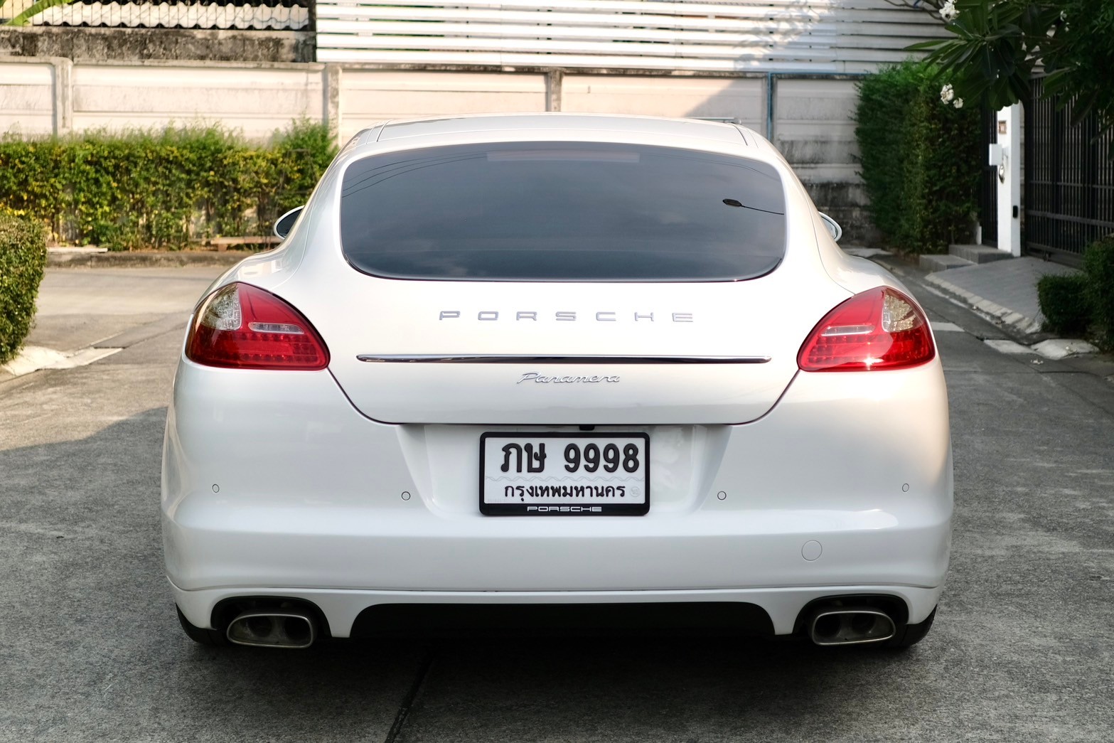 Porsche Panamera 3.0D (ฝาดำ) ไมล์ 33,000 km