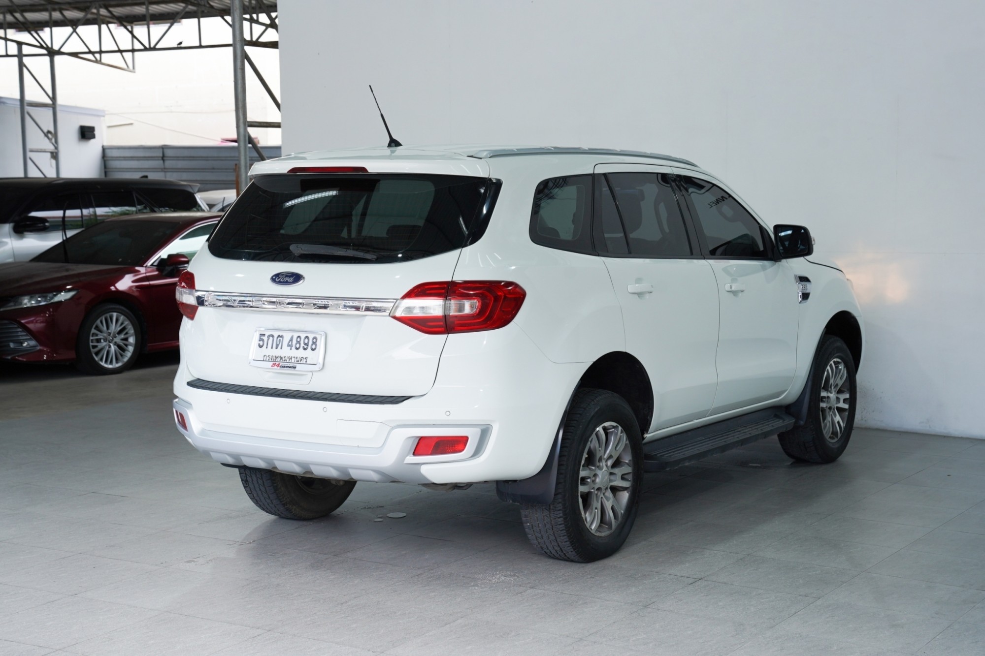 #FORD #EVEREST 2.2 TITANIUM AT ปี 2016 สีขาว