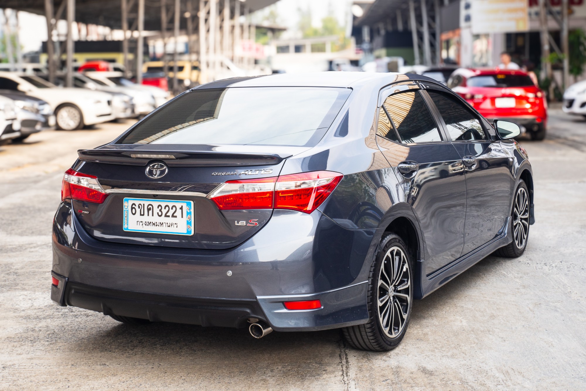 2014 Toyota Yaris สีเทา