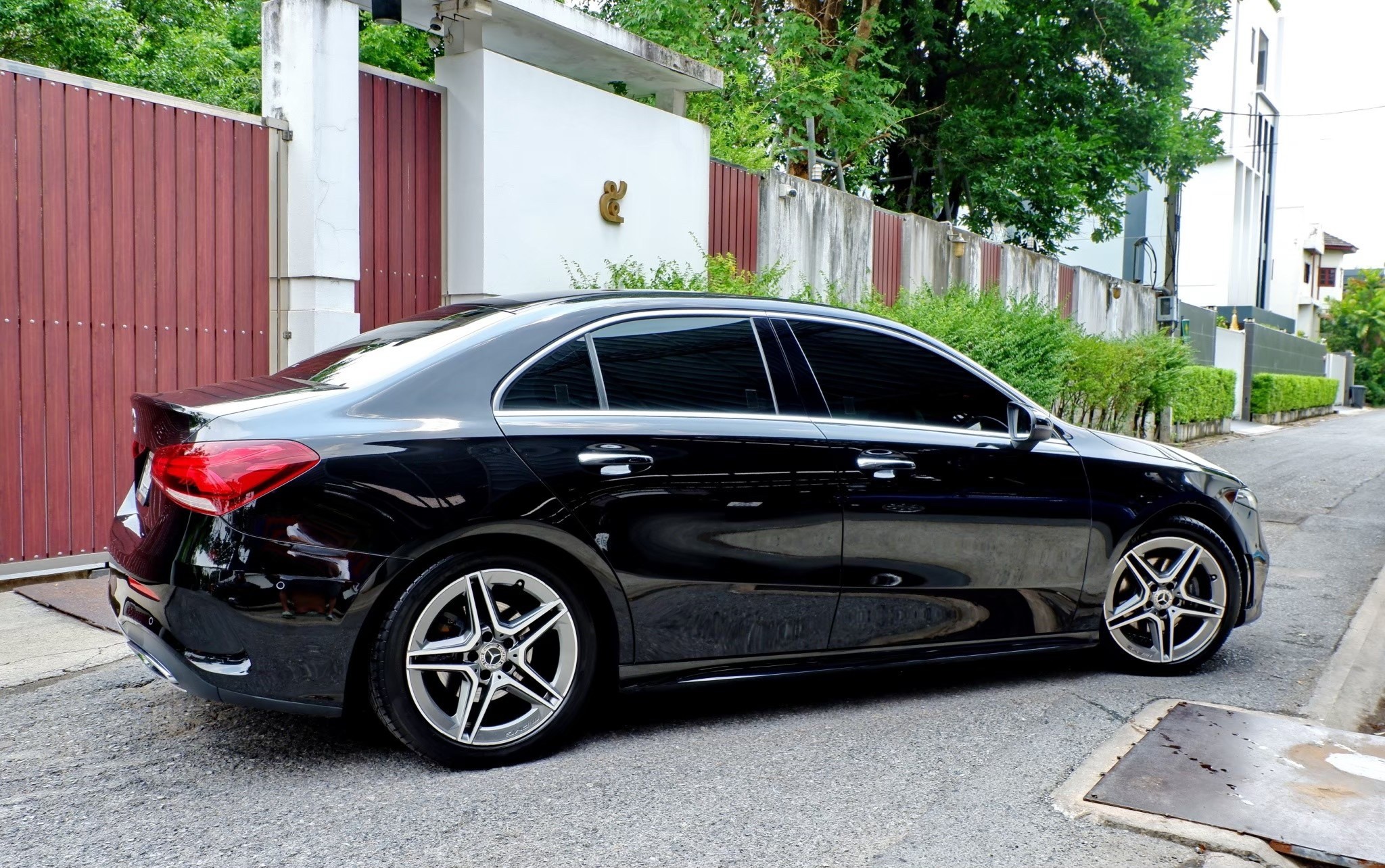 Mercedes Benz A200 AMG ปี 2020 วิ่ง 75,xxx KM.