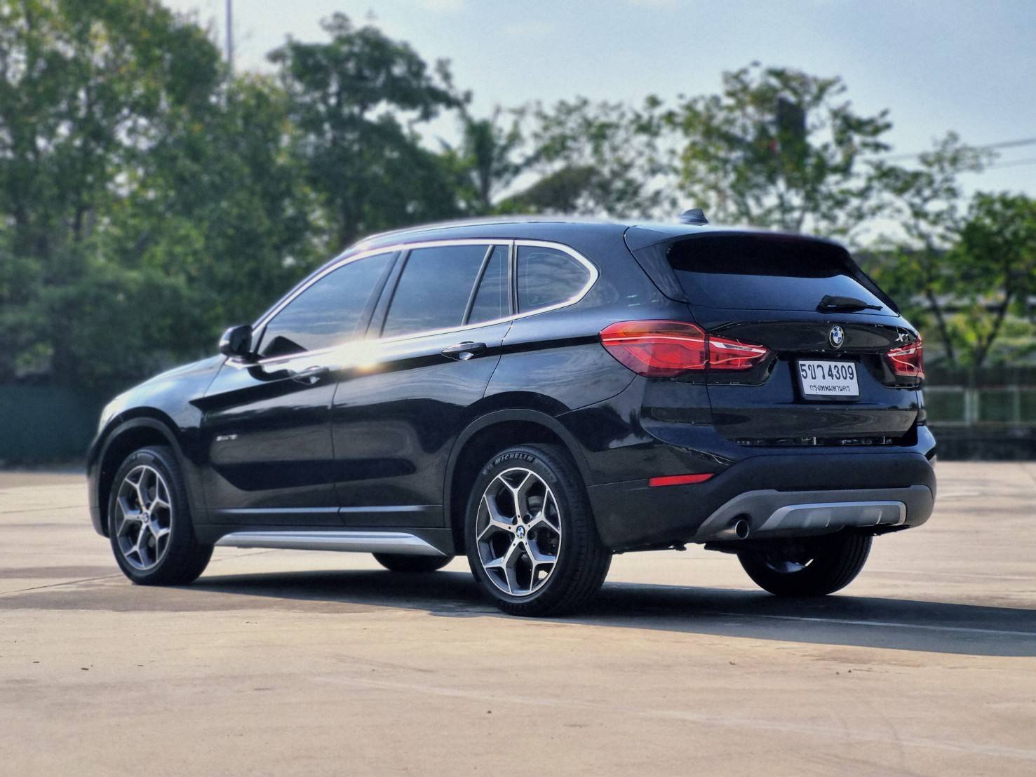 BMW sDrive18i X-Line ปี 2018 ไมล์ 97,xxx km รถสวย สภาพดีมาก