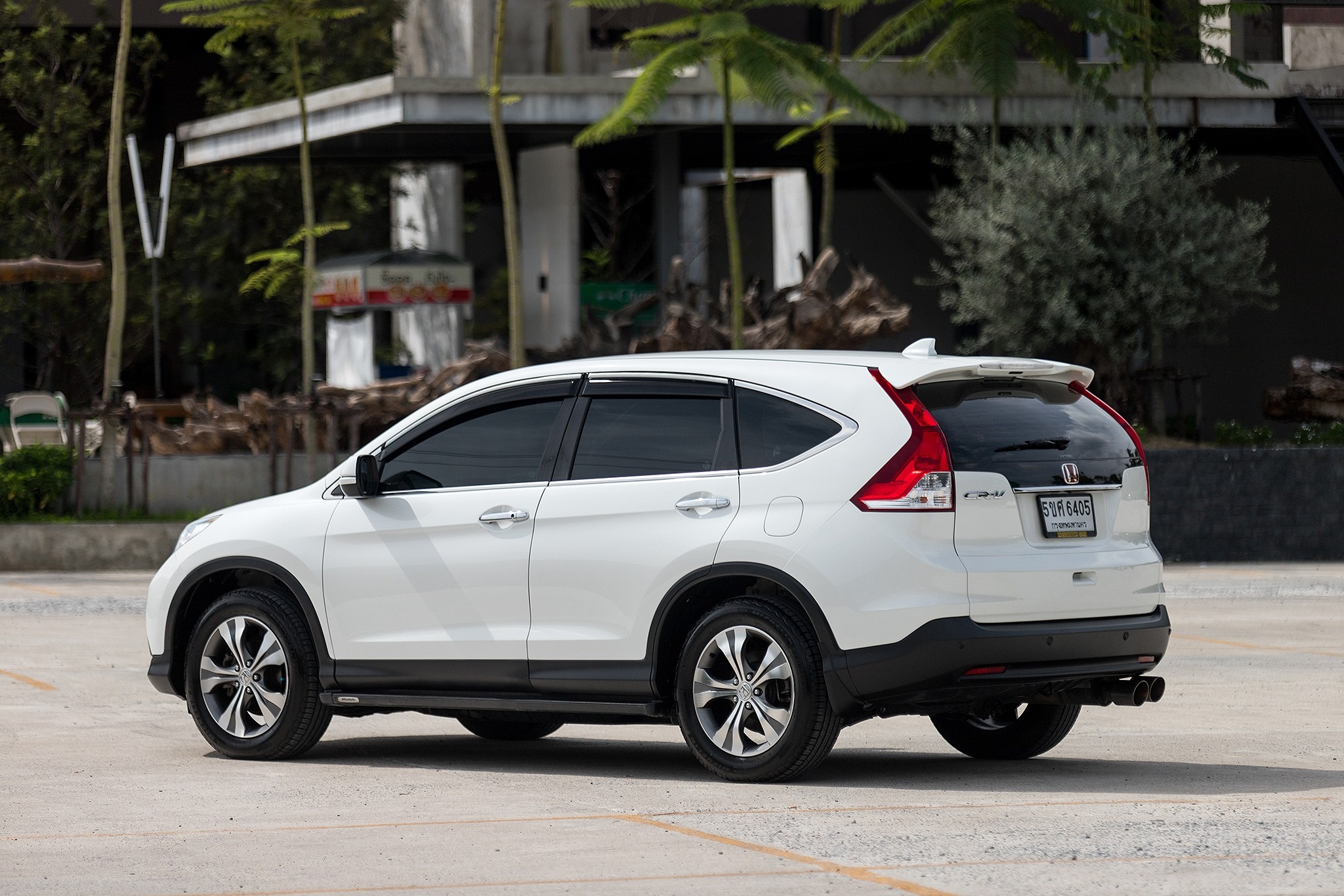 Honda CRV 2.4EL ขับ2 ปี 2014 สีขาว ไมล์แท้ 140,000 กม.