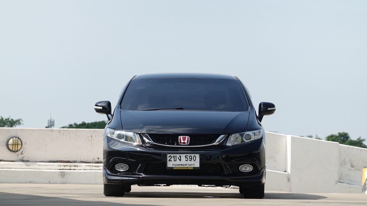 Honda Civic FB 1.8 E AT ปี 2014 สีดำ ไมล์ 120,000 กม.