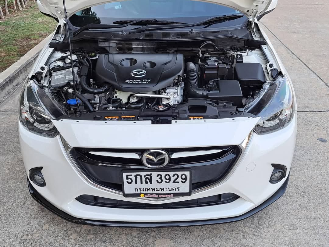 MAZDA2 1.5 D SPORT HIGH PLUS มือเดียว ไมล์น้อย12x,xxx Km.ประหยัดน้ำมันมาก ปี16จด17 ตัวสุดท้ายไฟหน้าLED