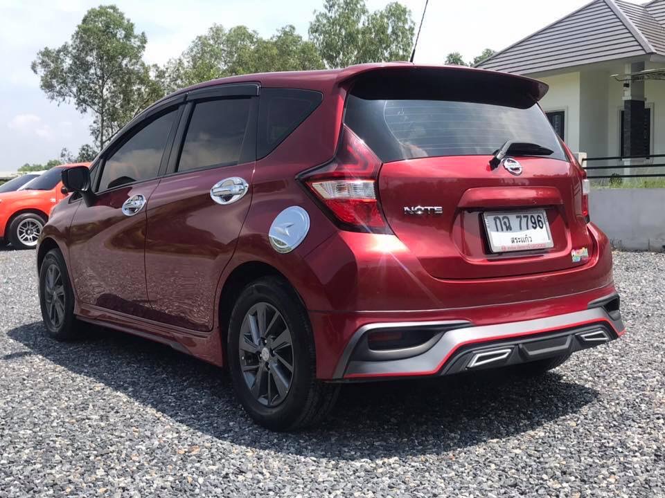 Nissan Note ปี 2017 สีแดง