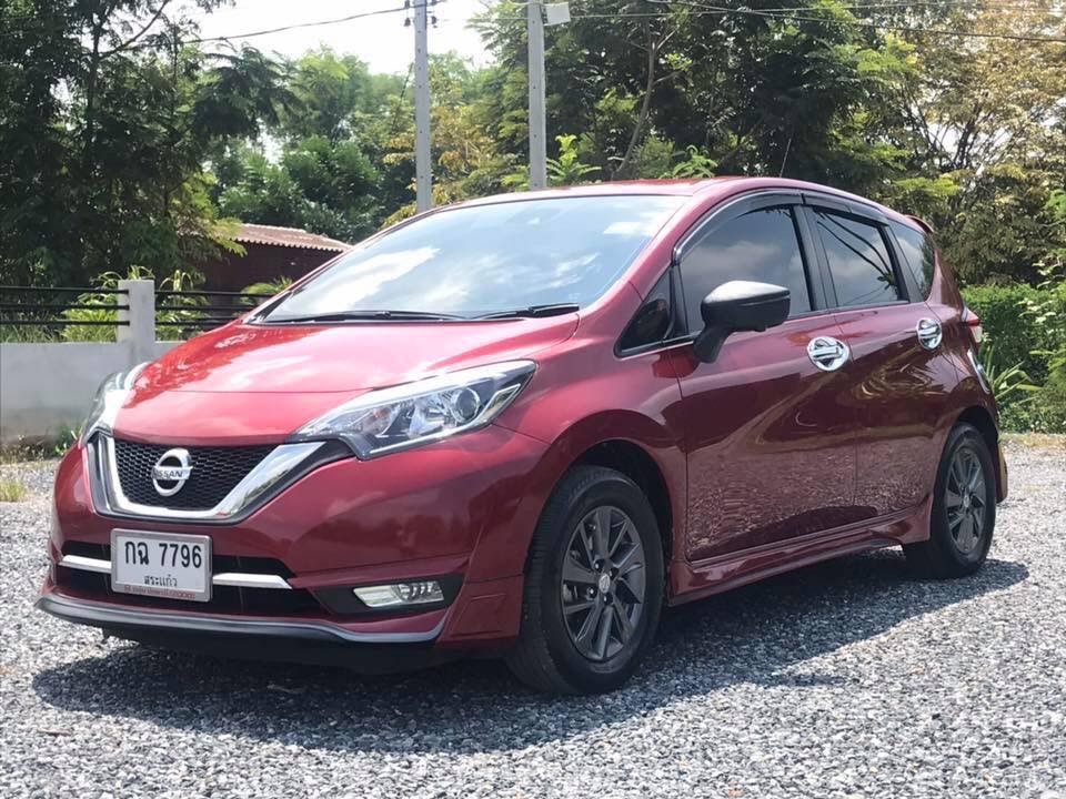 Nissan Note ปี 2017 สีแดง