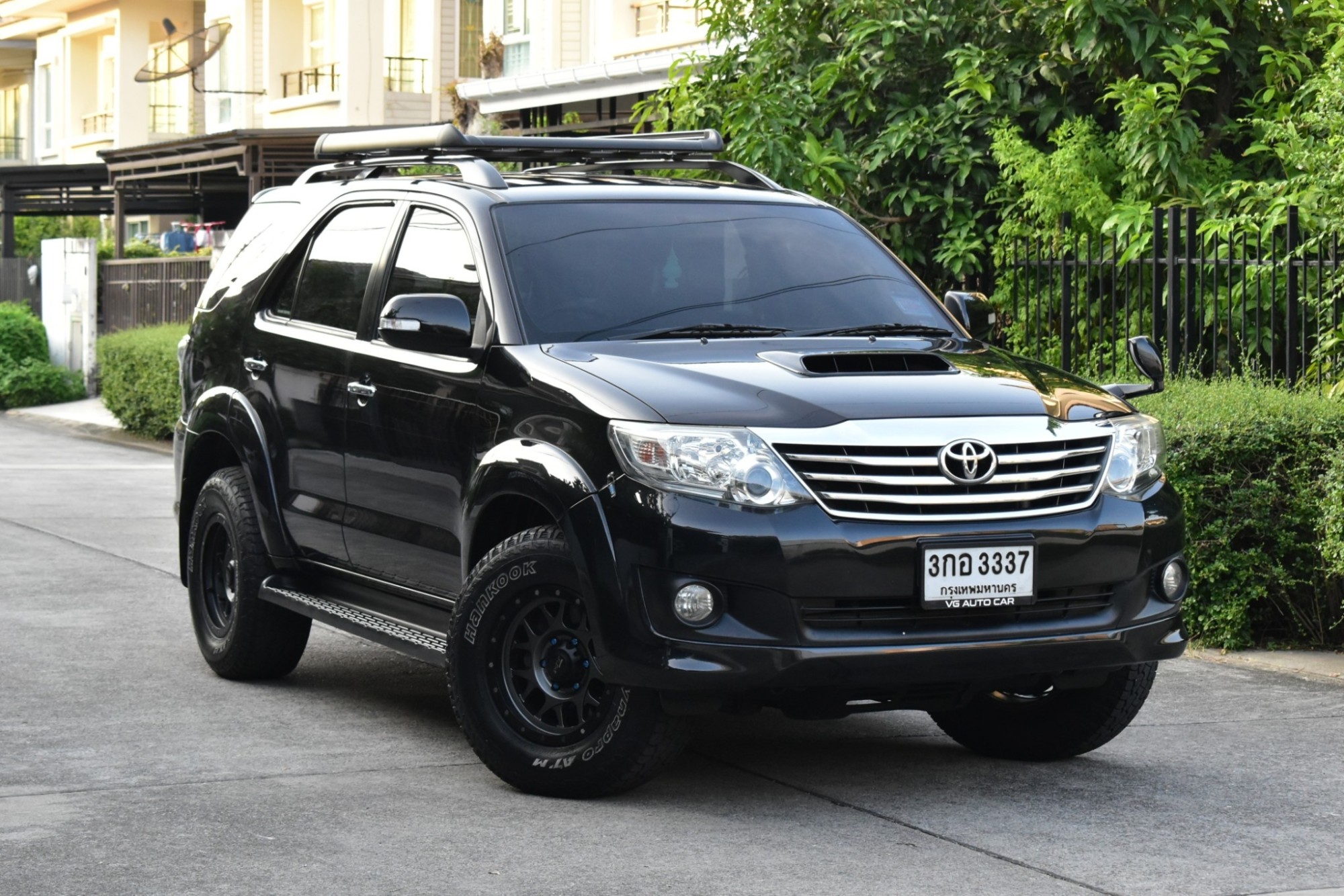 2012 Toyota Fortuner ไมเนอร์เชนจ์ 2 สีดำ