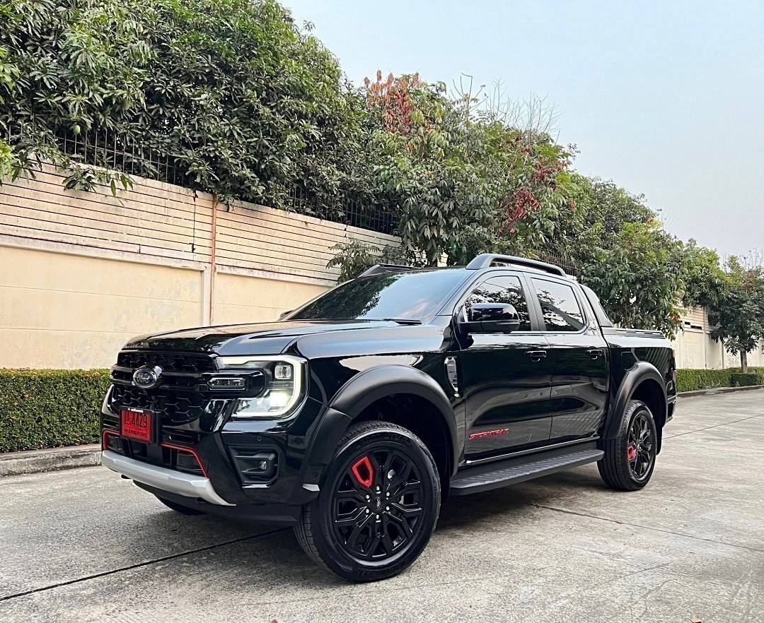 2025 #Ford RANGER STORMTRAK 2.0 Bi-Turbo 10AT 4x2 สีดำ