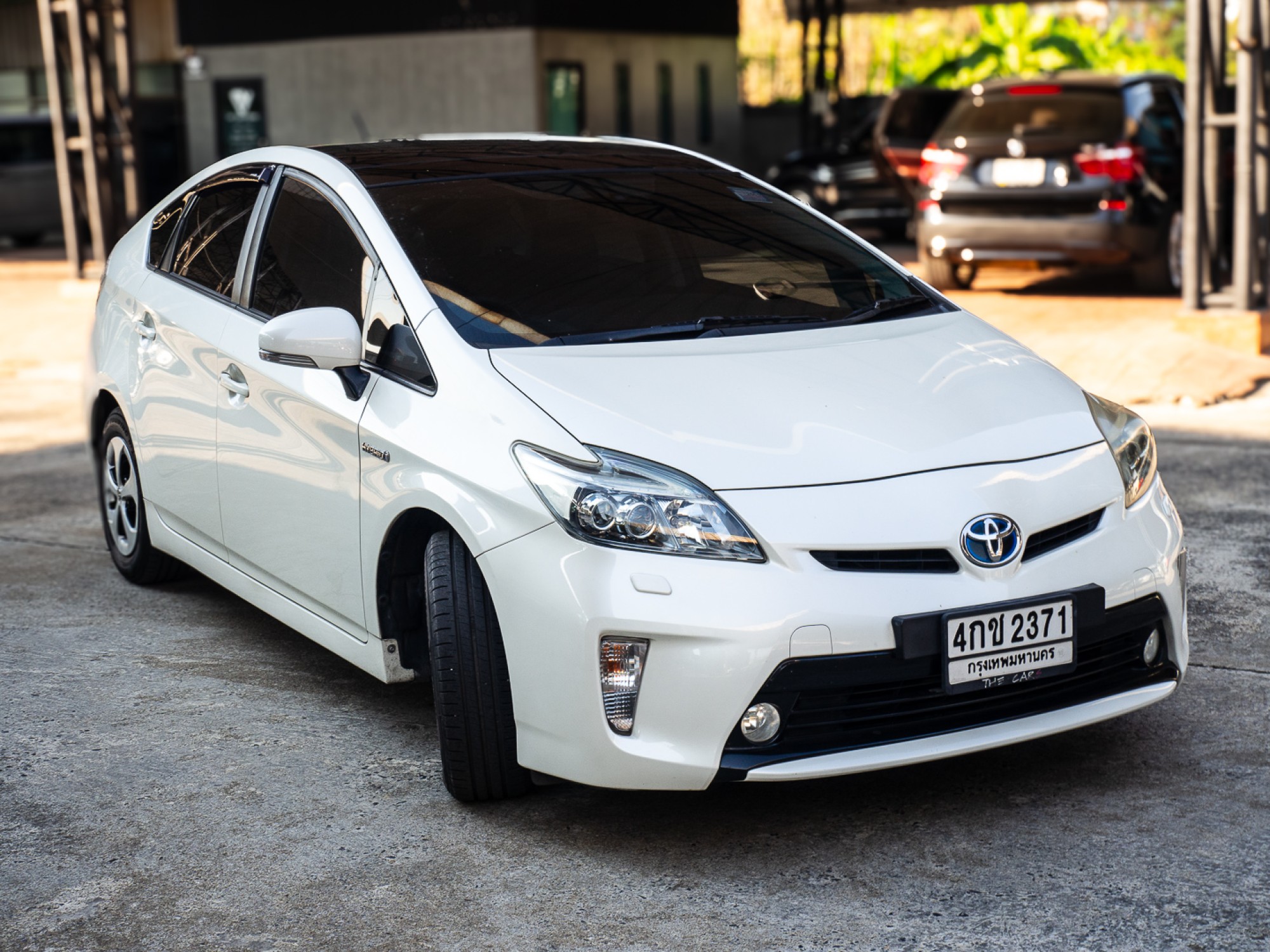 2012 Toyota Prius สีขาว