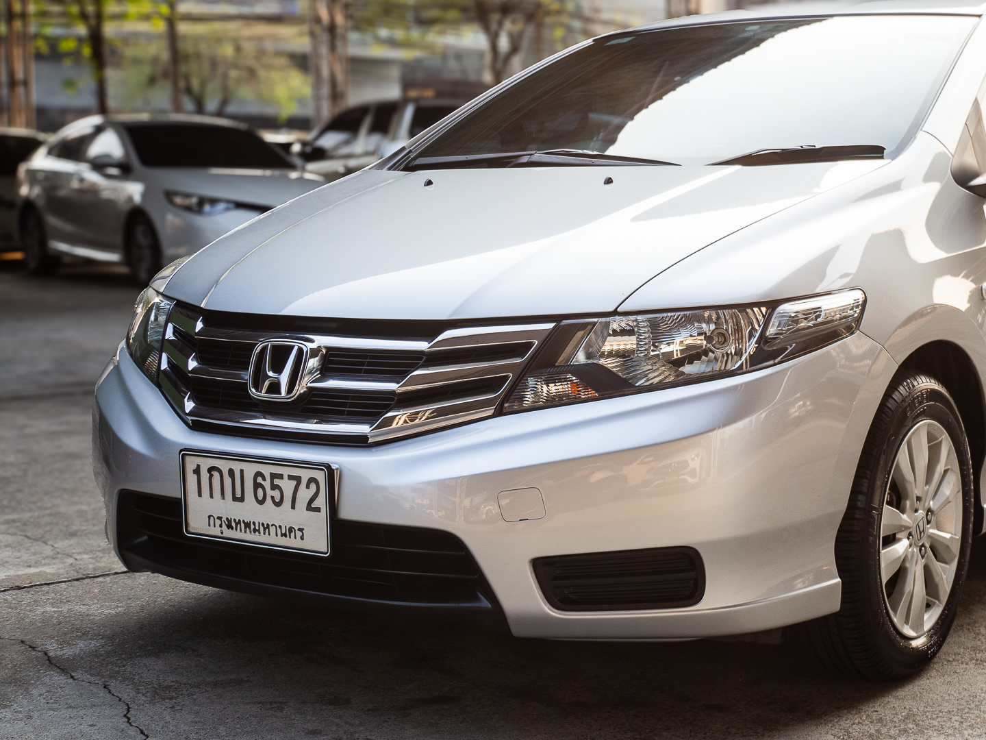 2013 Honda City สีเงิน