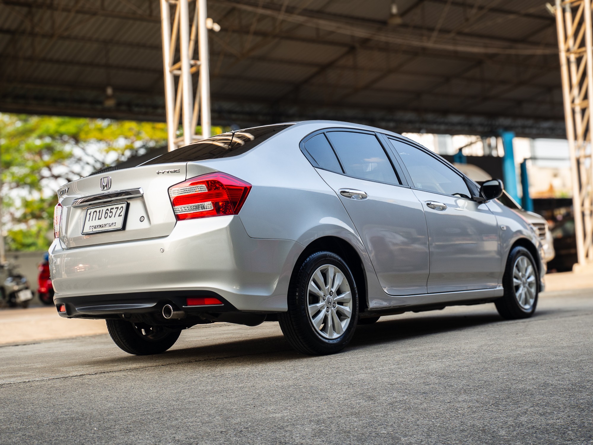 2013 Honda City สีเงิน