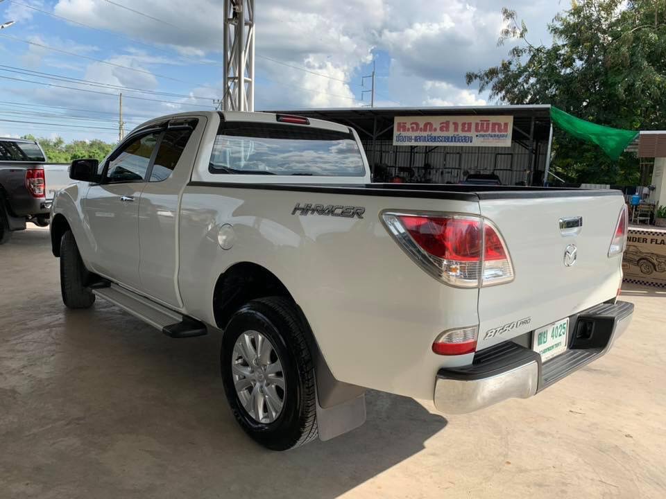 Mazda BT-50 PRO Free Style Cab ปี 2012 สีขาว