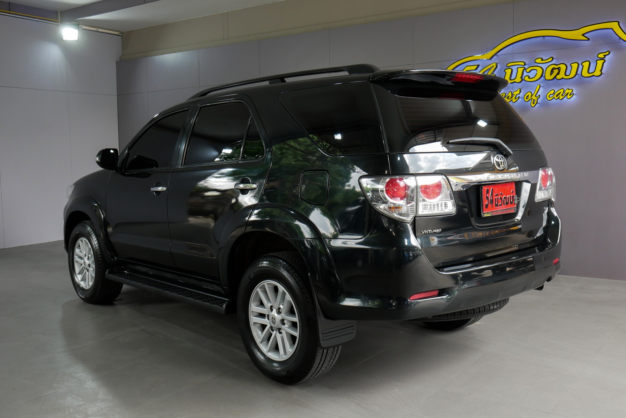 TOYOTA FORTUNER CHAMP 2.5 V AT 2014 สีดำ