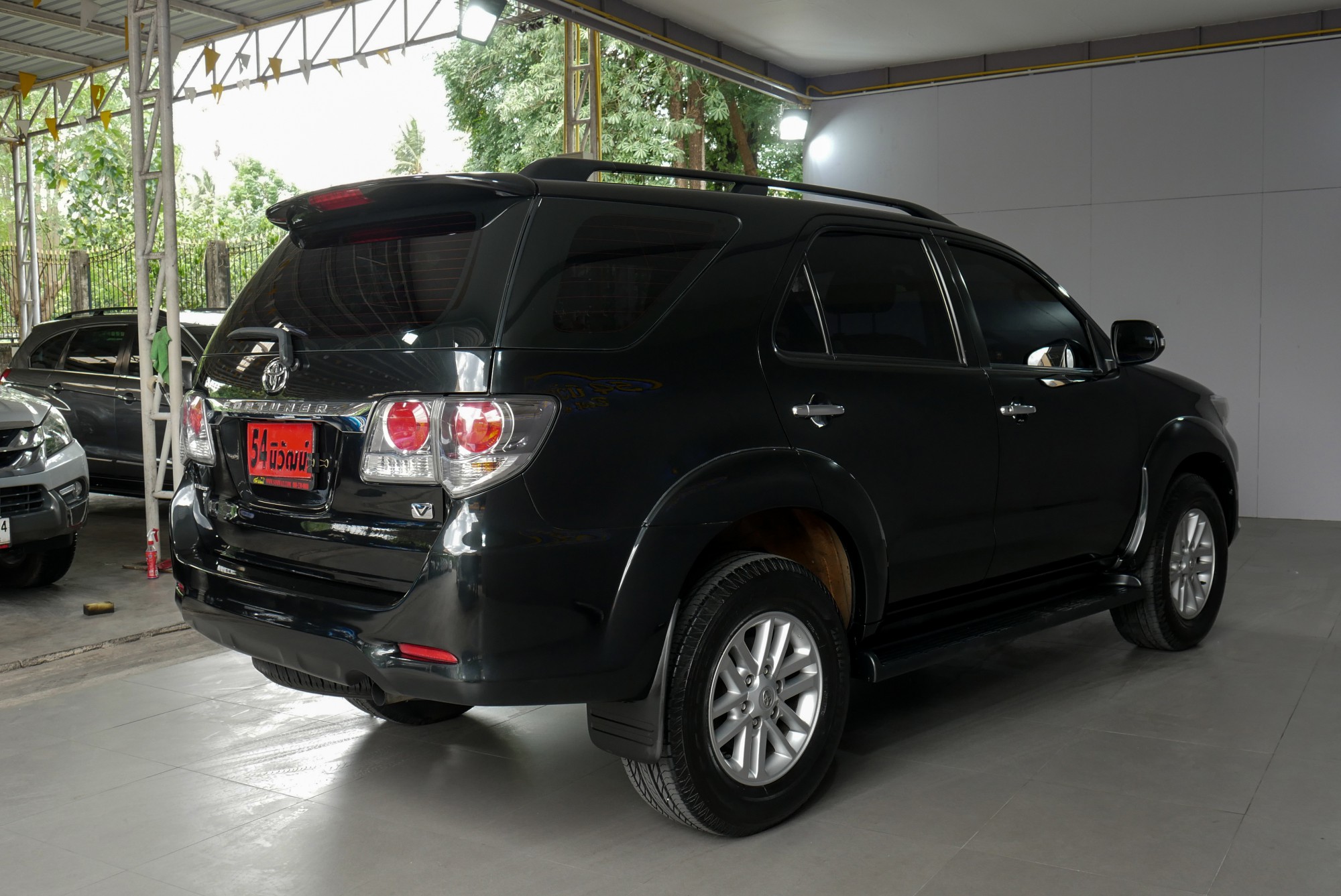 TOYOTA FORTUNER CHAMP 2.5 V AT 2014 สีดำ