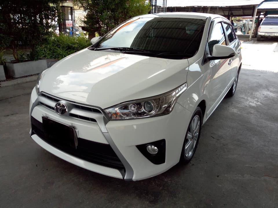 Toyota Yaris ปี 2014 สีขาว