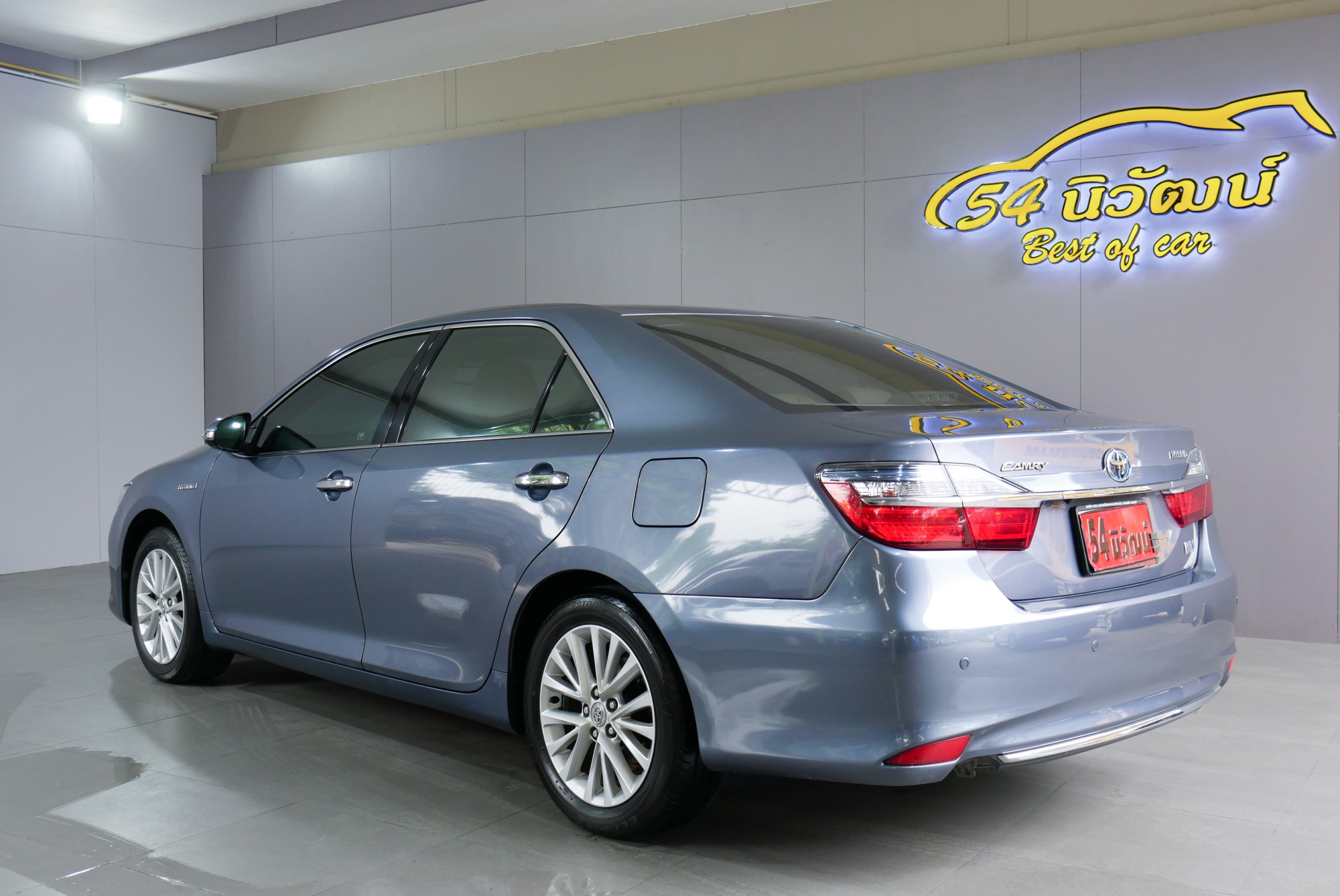 TOYOTA CAMRY 2.5 HV NAVI MINOR CHANGE AT ปี 2015 สีเทา