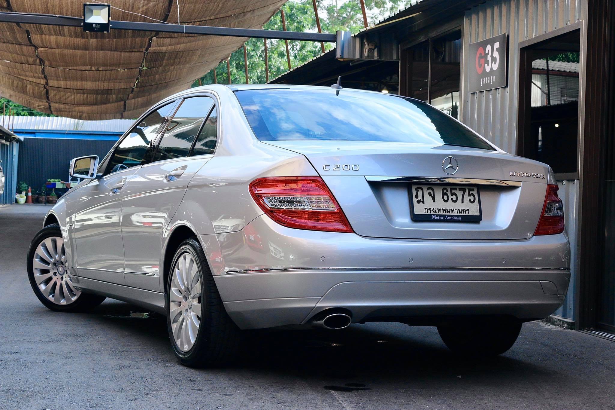 Mercedes-Benz C-Class W204 C200 ปี 2009 สีเงิน