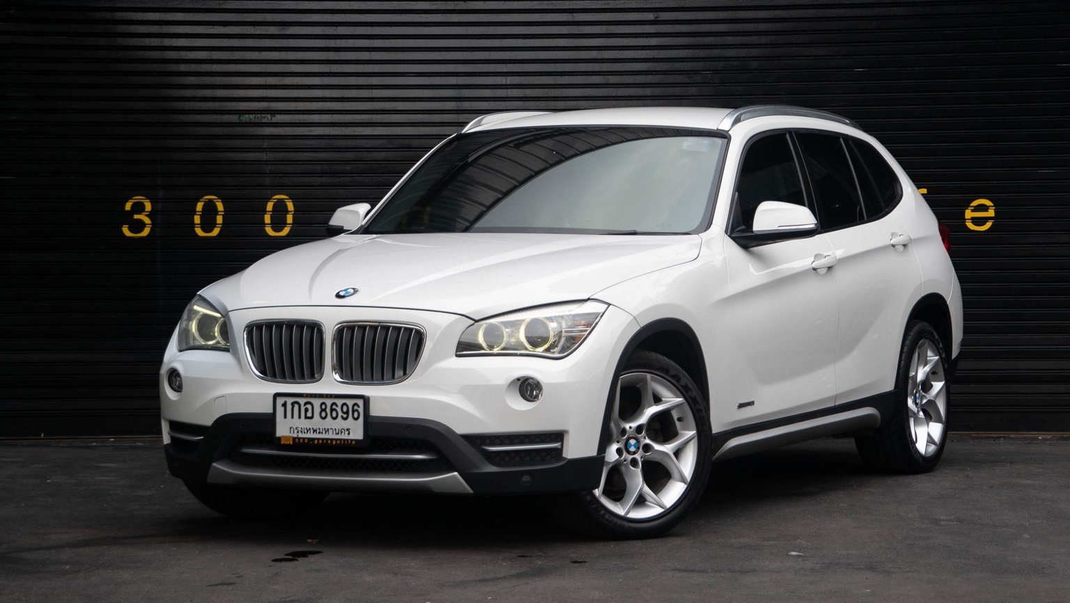 BMW X1 E84 ปี 2013 สีขาว