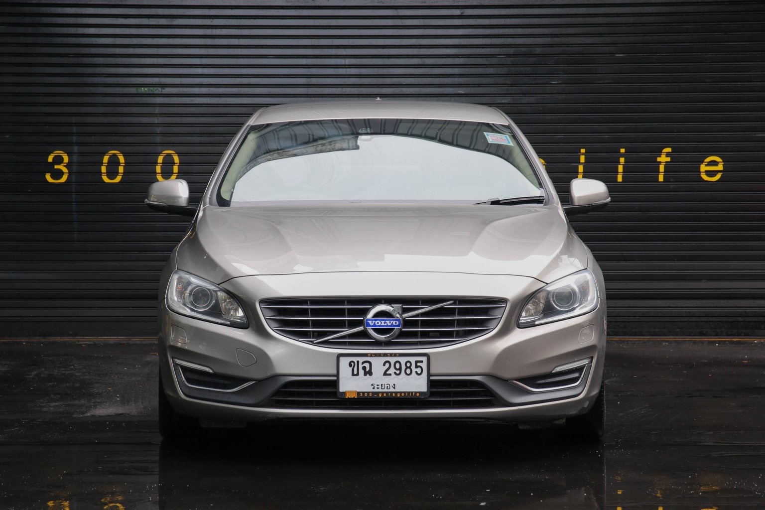 Volvo S60 ปี 2014 สีเทา