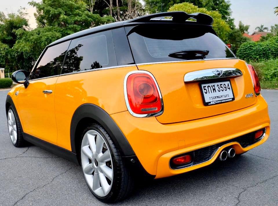 Mini Hatch (Cooper) Gen3 F56 (3 ประตู) ปี 2014 สีเหลือง