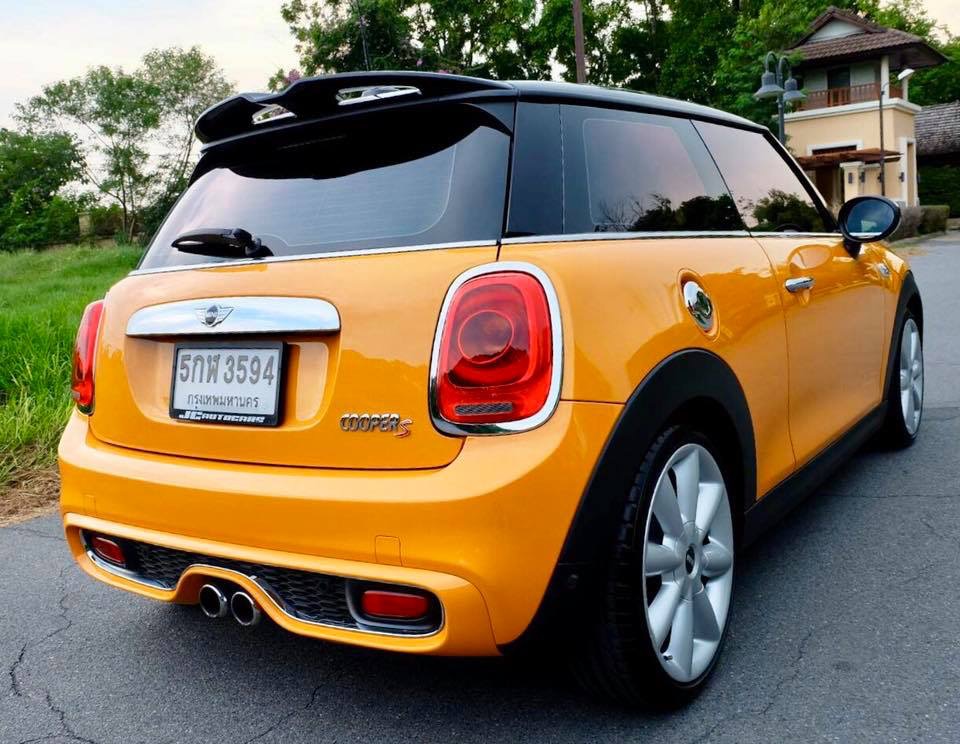 Mini Hatch (Cooper) Gen3 F56 (3 ประตู) ปี 2014 สีเหลือง