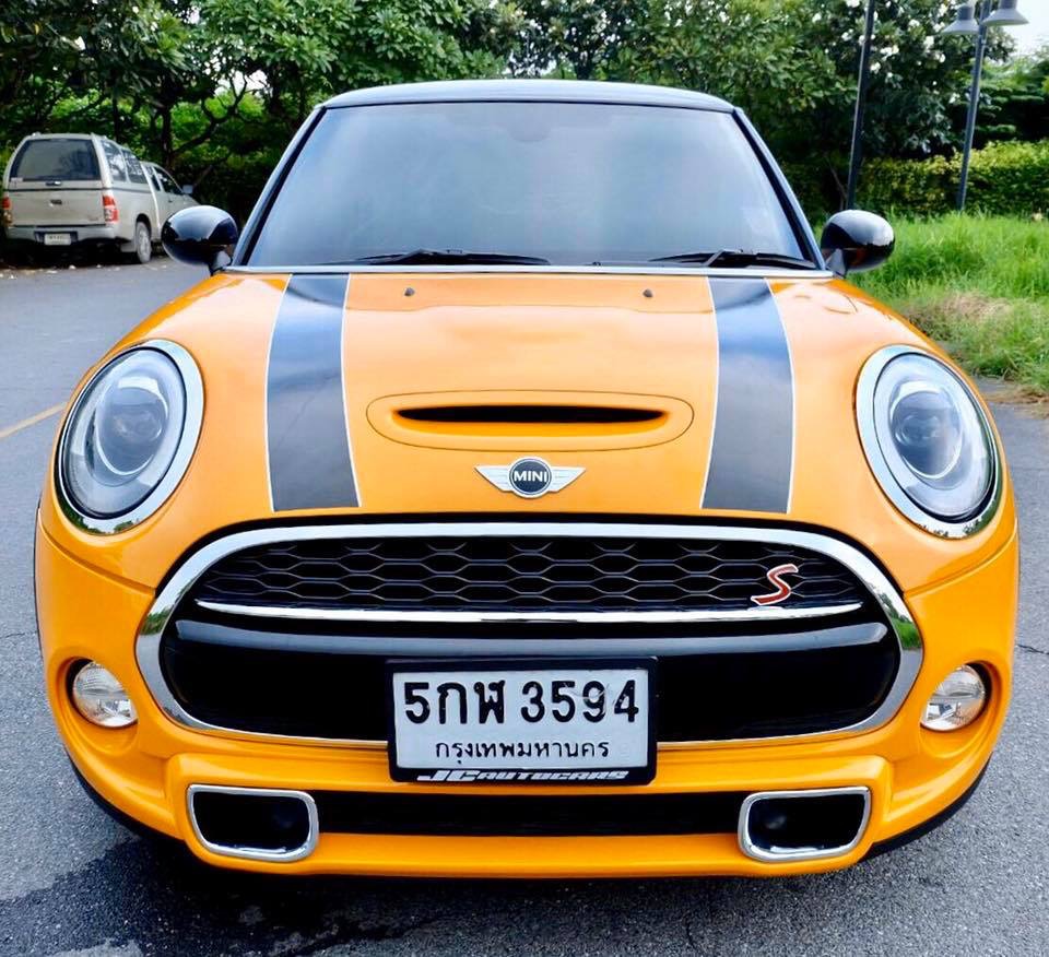 Mini Hatch (Cooper) Gen3 F56 (3 ประตู) ปี 2014 สีเหลือง