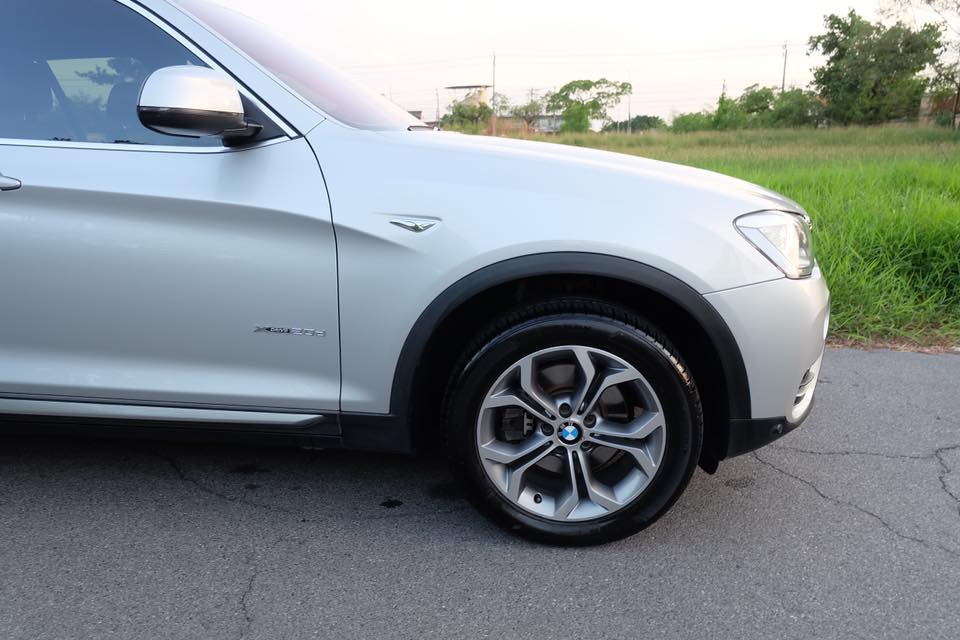 BMW X3 F25 ปี 2016 สีเงิน