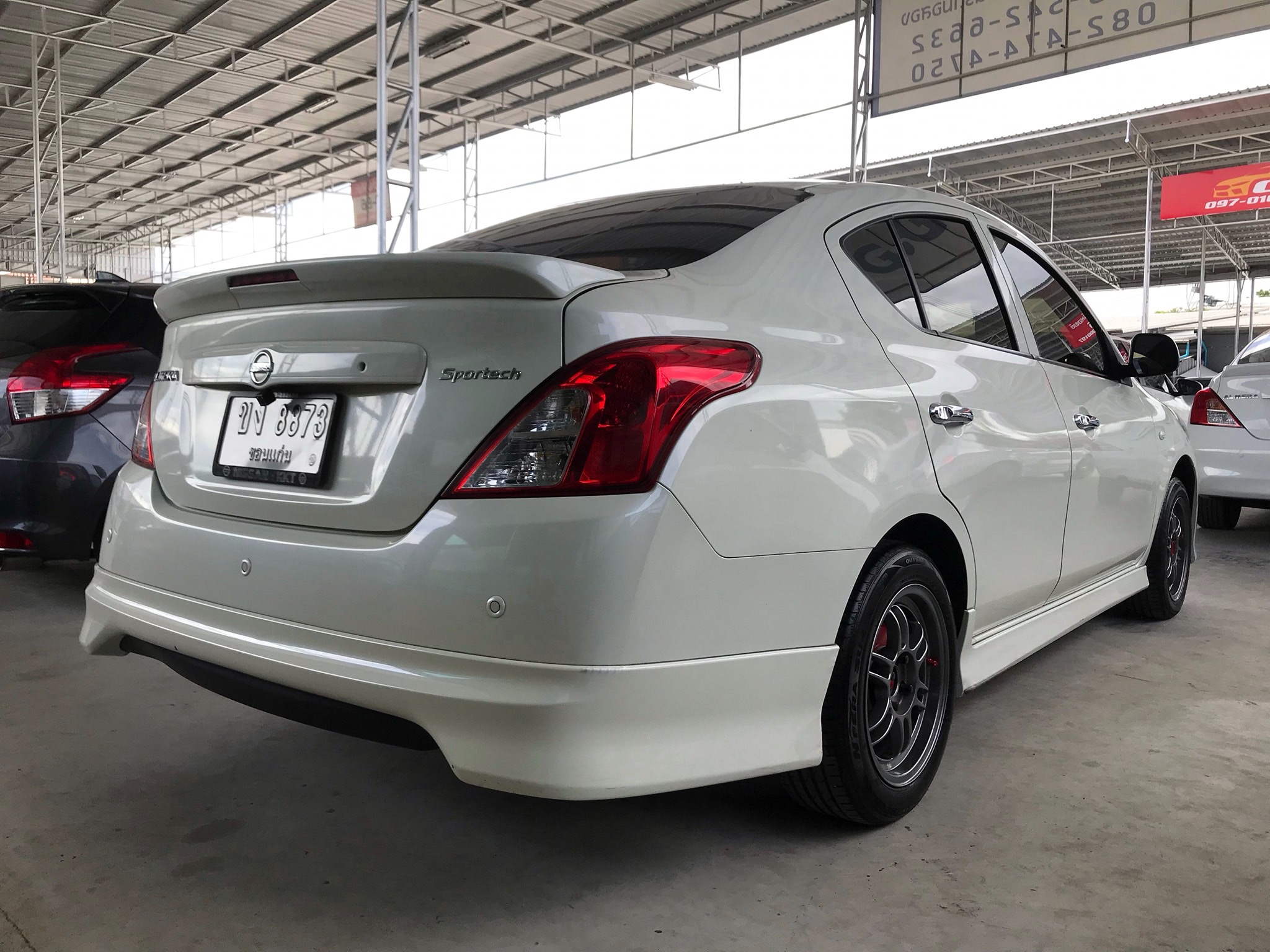 Nissan Almera ปี 2016 สีขาว