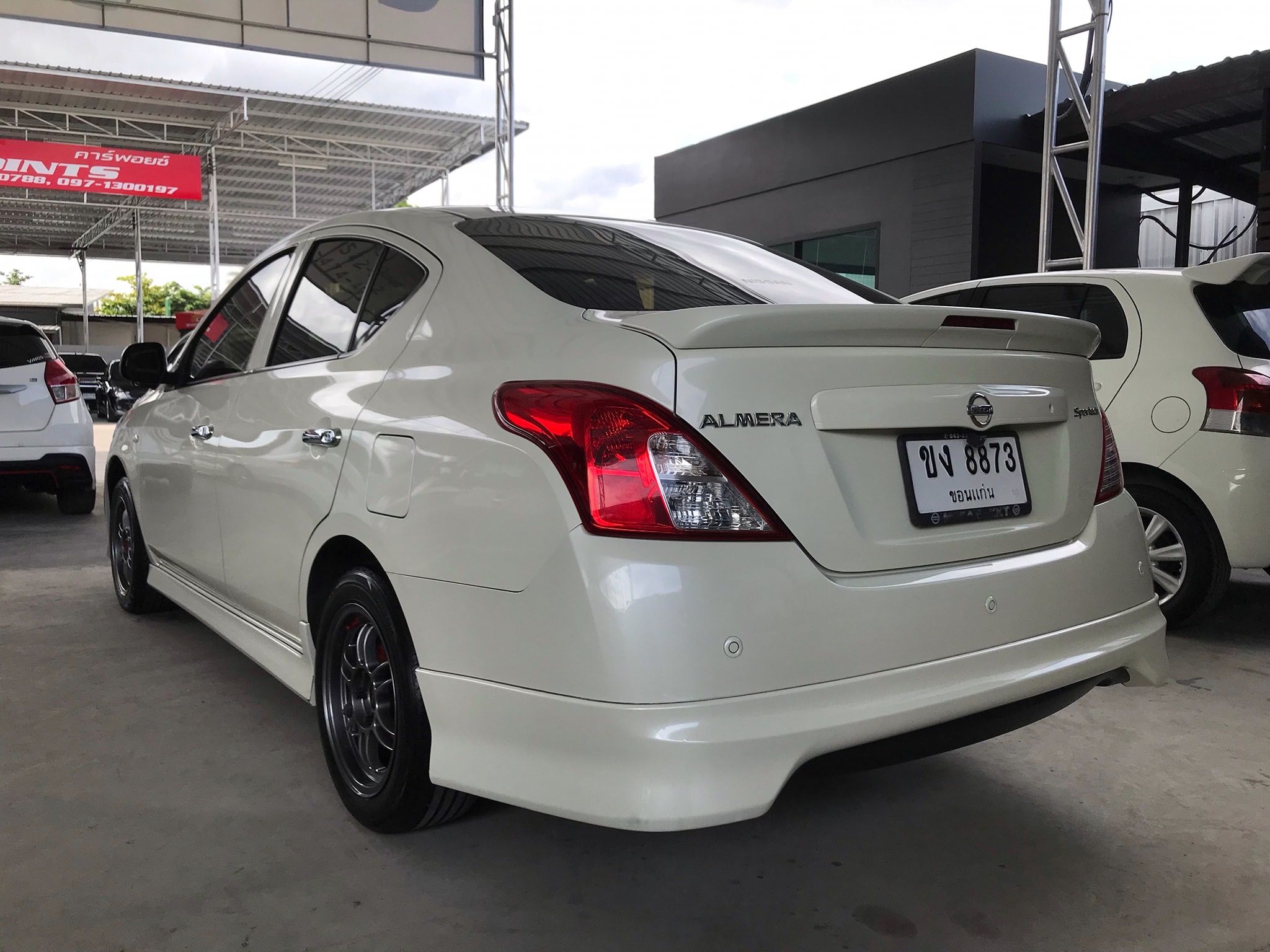 Nissan Almera ปี 2016 สีขาว