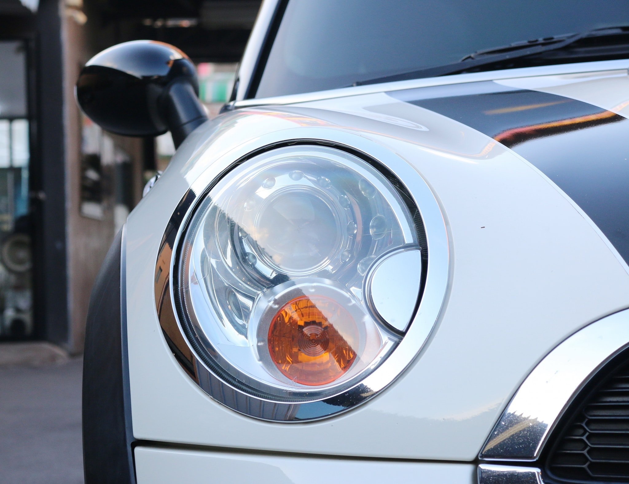 Mini Hatch (Cooper) Gen2 R56 ปี 2009 สีขาว