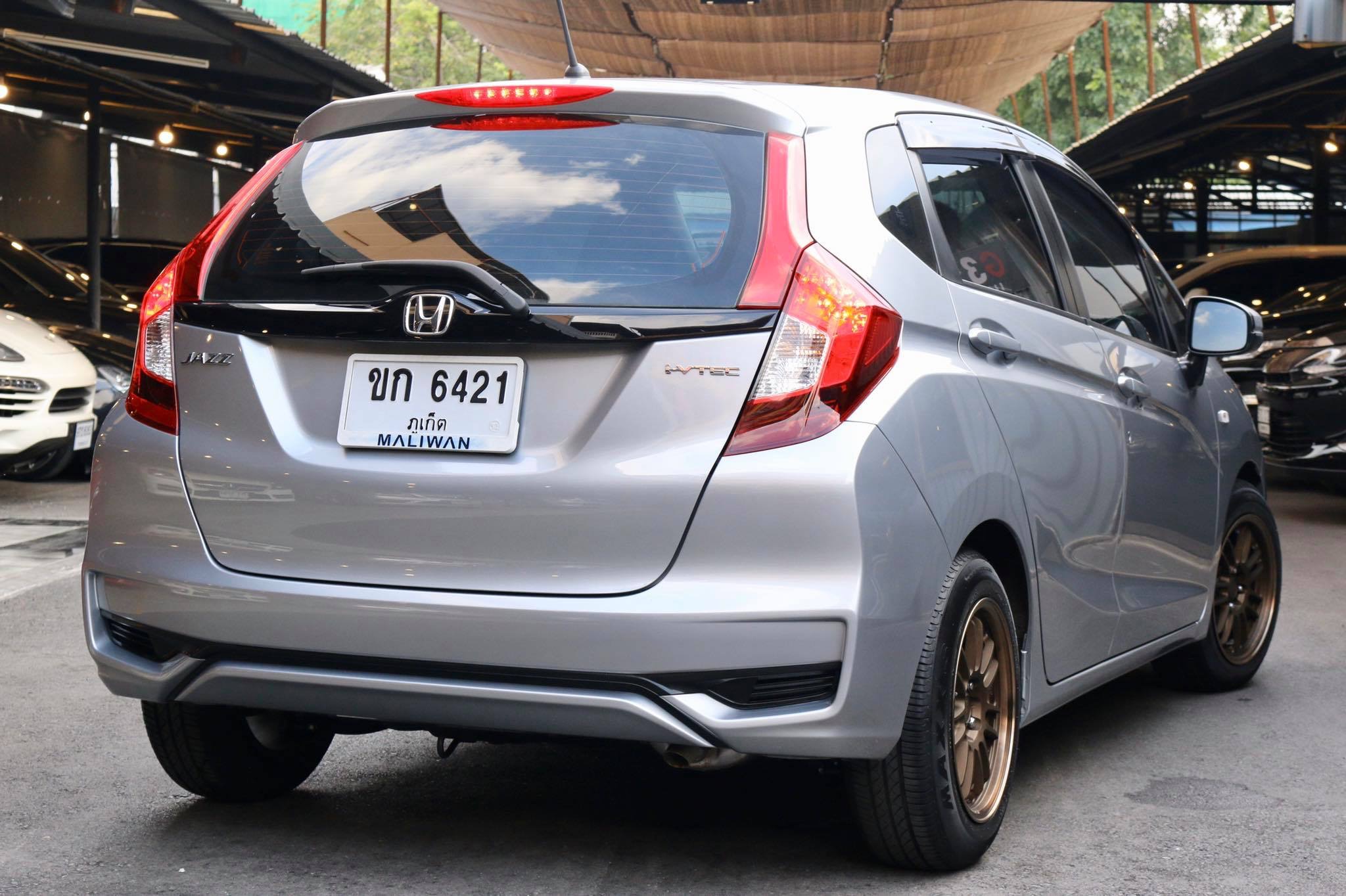 Honda Jazz GK ปี 2019 สีเงิน