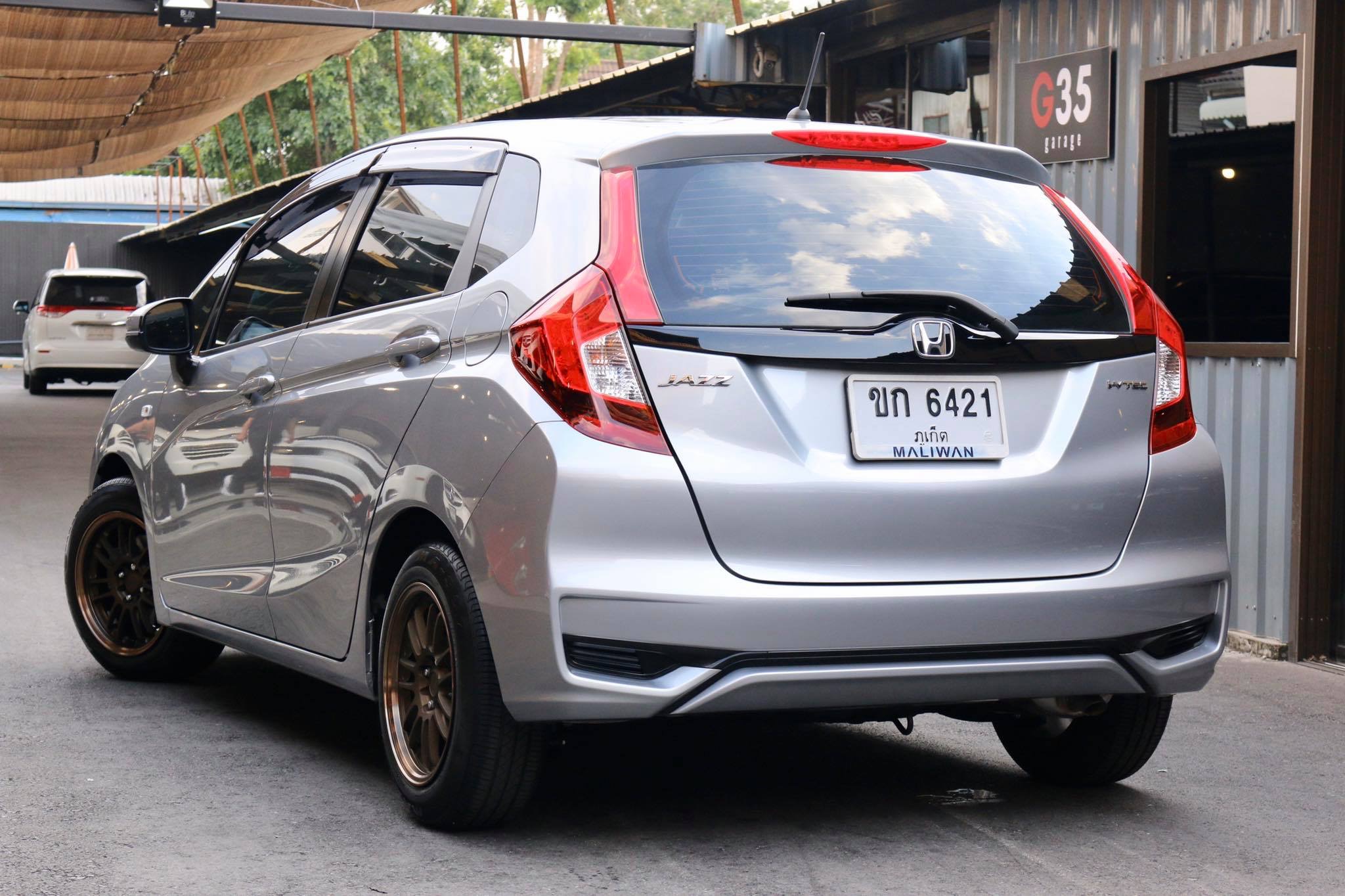 Honda Jazz GK ปี 2019 สีเงิน