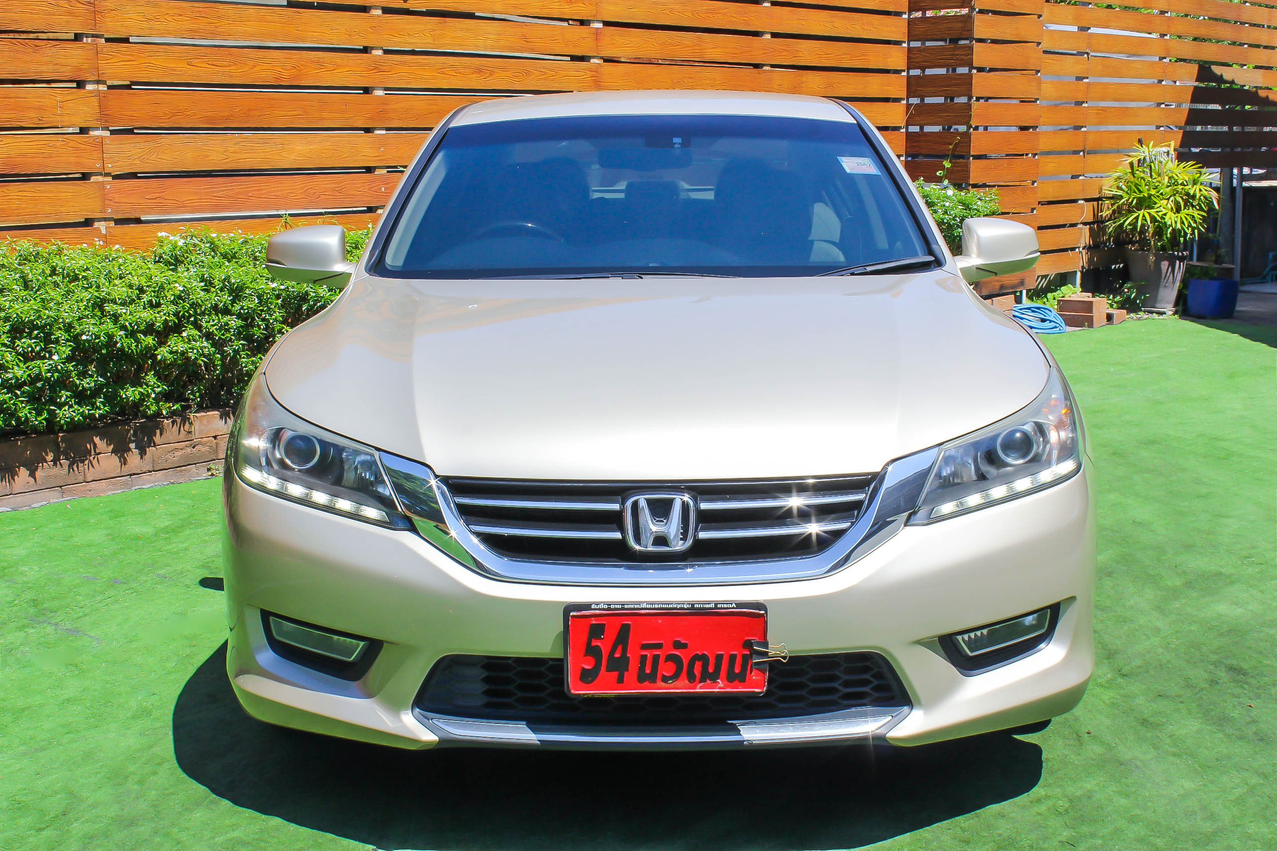 HONDA ACCORD G9 2.0 EL NAVI ปี 2013 สีน้ำตาล