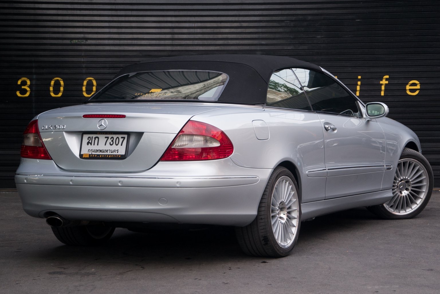 Mercedes-Benz CLK-Class W209 CLK200 ปี 2006 สีเงิน