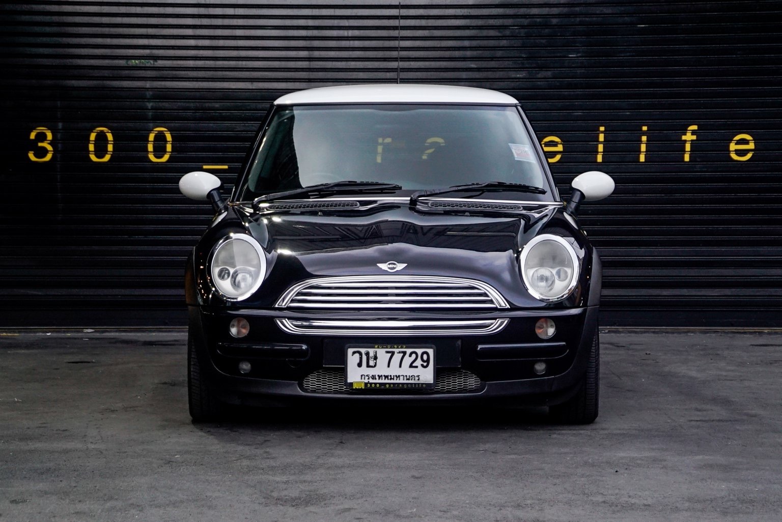 Mini Hatch (Cooper) Gen1 R50 ปี 2003 สีดำ