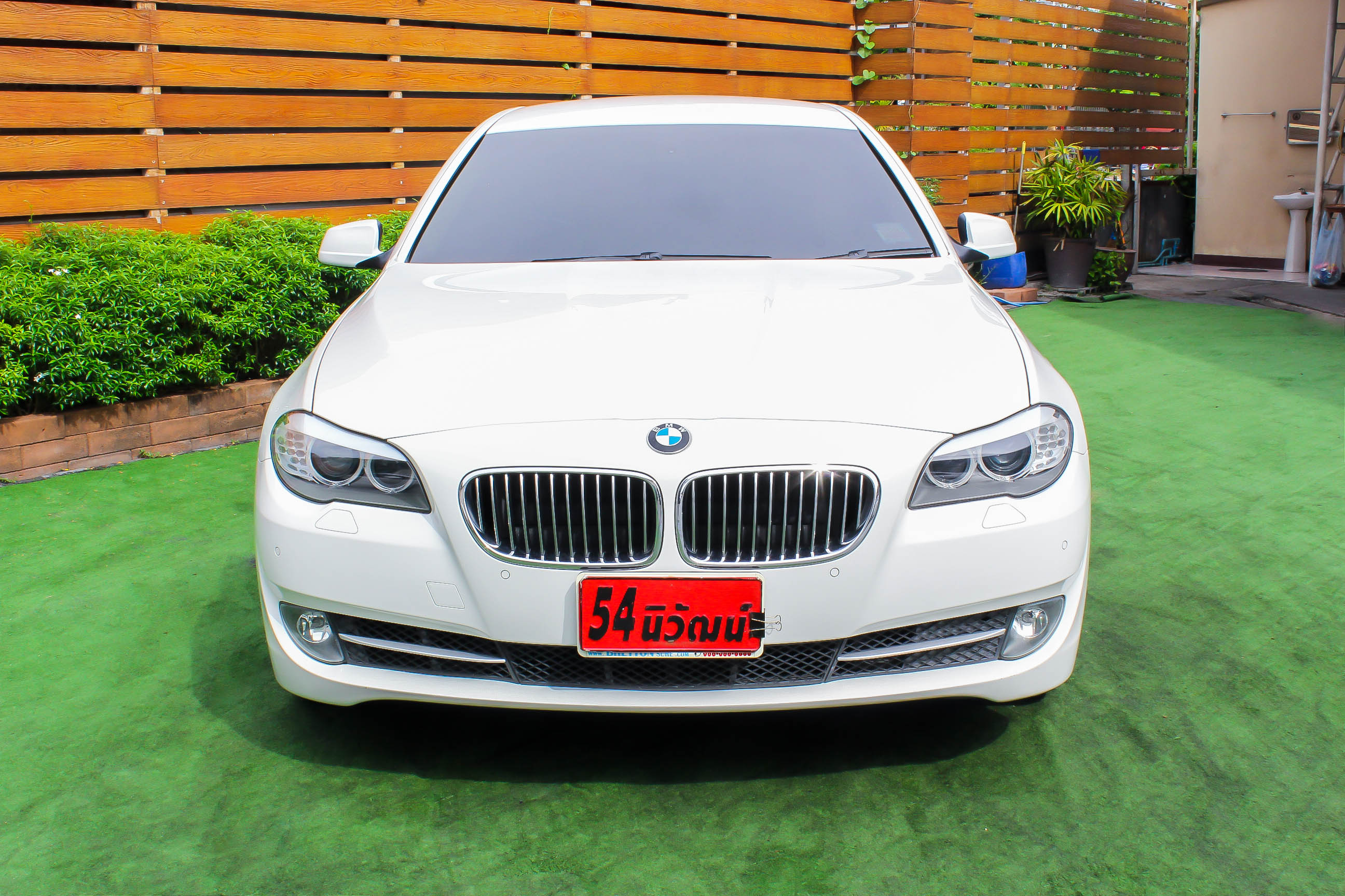 BMW 520I F10 2.0 AT ปี 2012 สีขาว