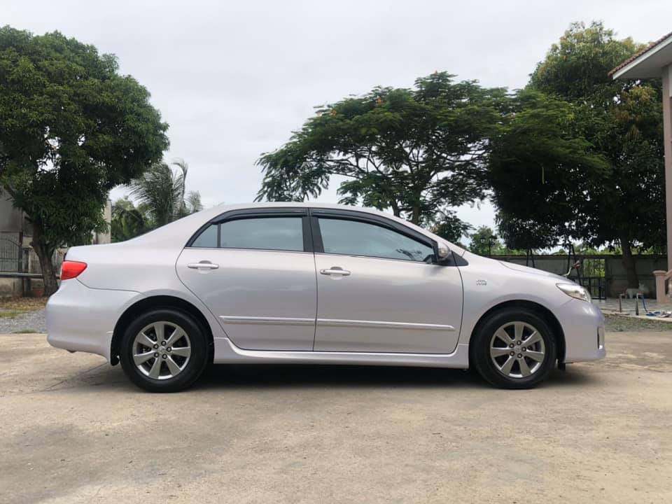 Toyota Corolla Altis ปี 2013 สีเงิน