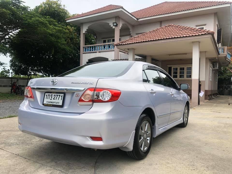 Toyota Corolla Altis ปี 2013 สีเงิน