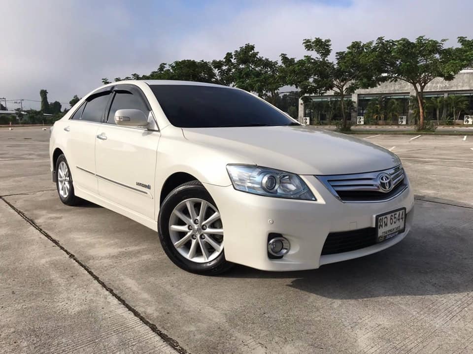 Toyota Camry ปี 2012 สีขาว