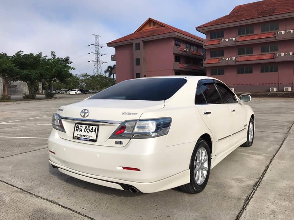 Toyota Camry ปี 2012 สีขาว