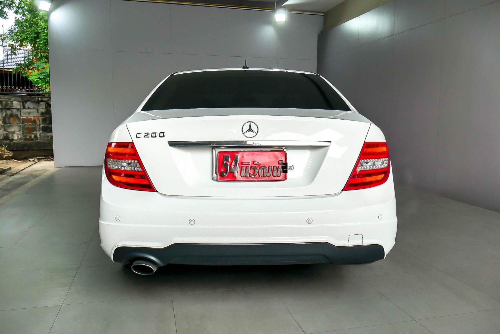 MERCEDES BENZ C200 W204 1.8 CGI BE STYLE AT ปี 2014 สีขาว