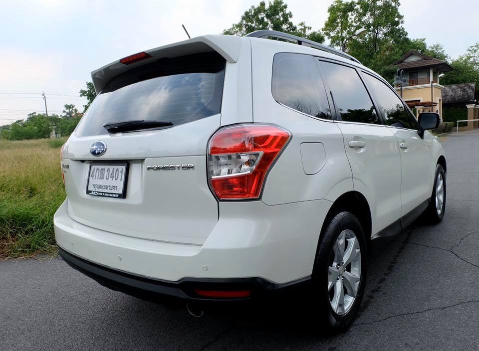 Subaru Gen4 Forester (SJ) ปี 2015 สีขาว