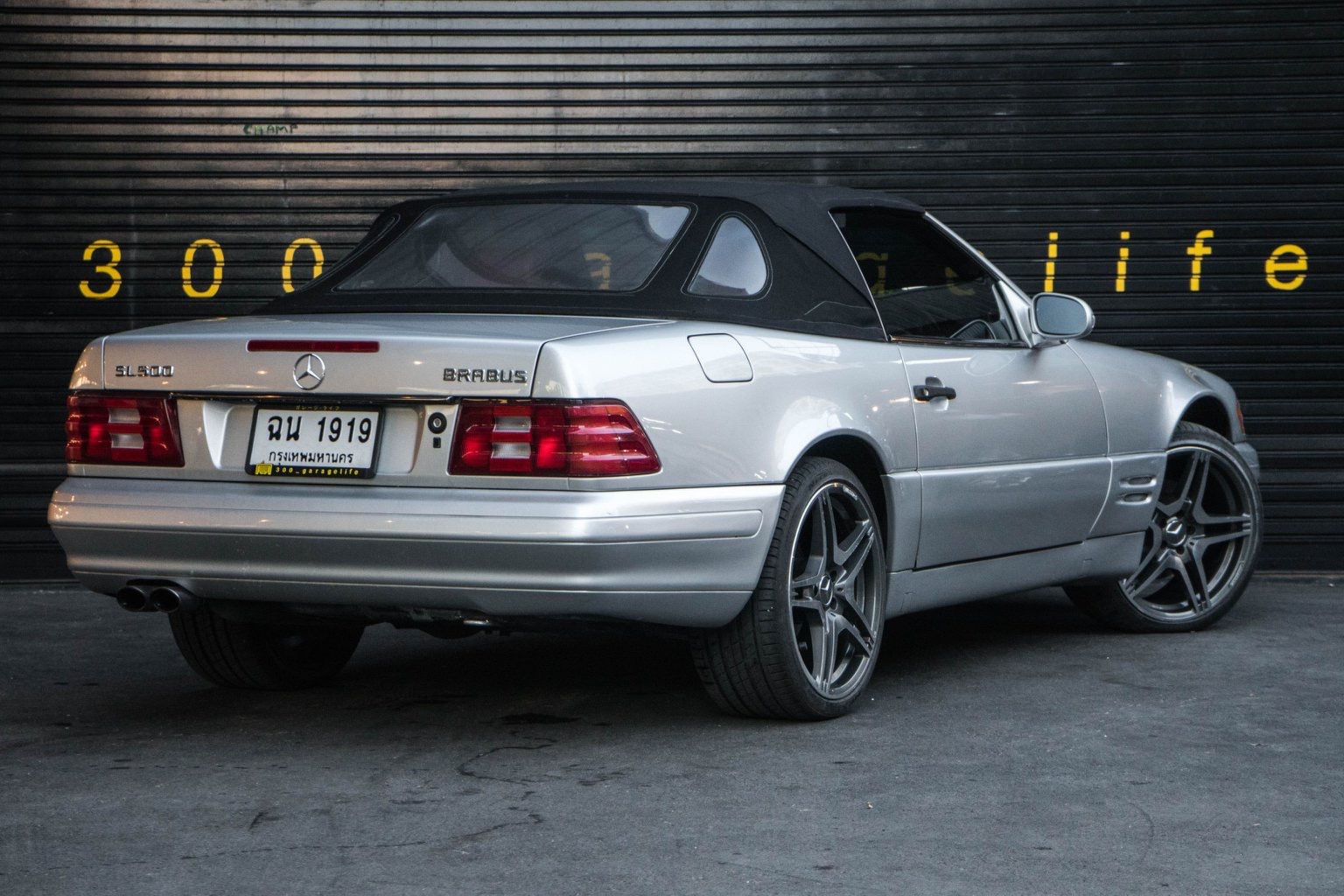 Mercedes-Benz SL-Class R129 ปี 1991 สีเงิน