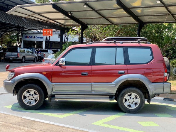 Toyota Land Cruiser Prado J90 ปี 1997 สีแดง